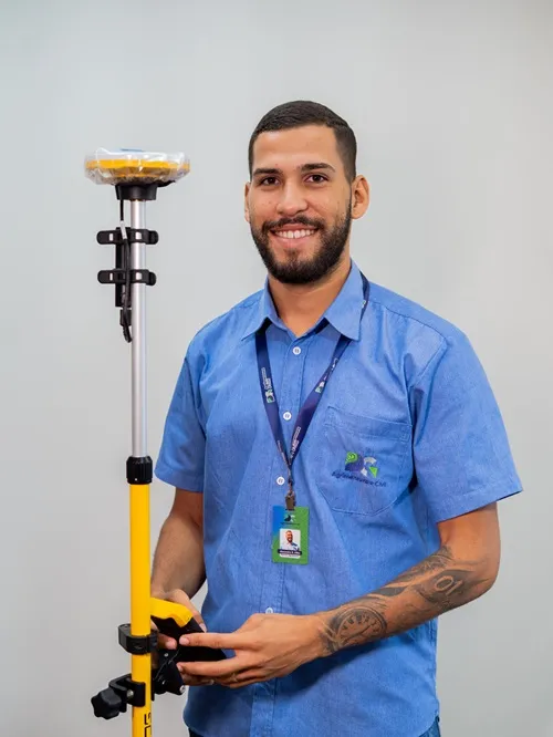 Levantamento planialtimétrico georreferenciado