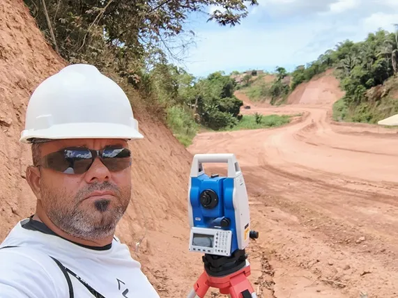 Serviços de levantamento planialtimétrico